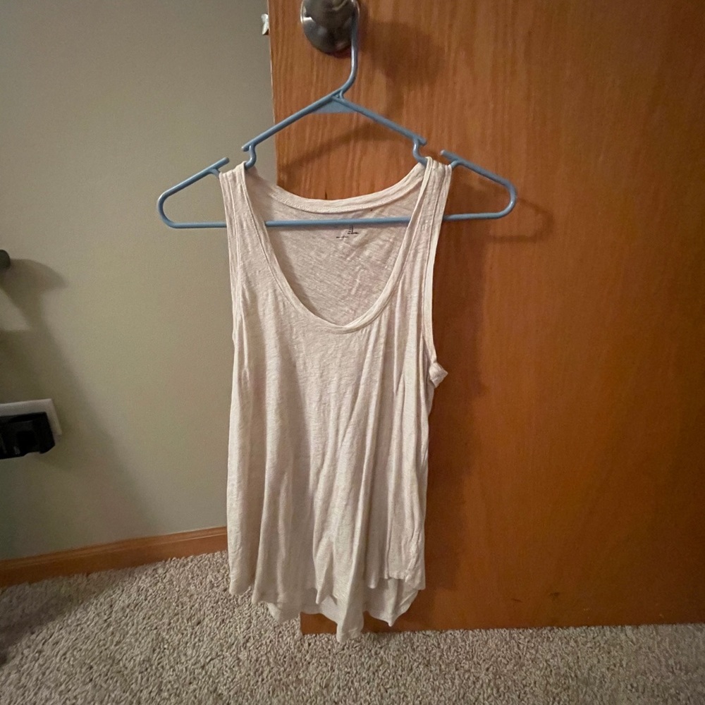 Gap Flowy Tank Top